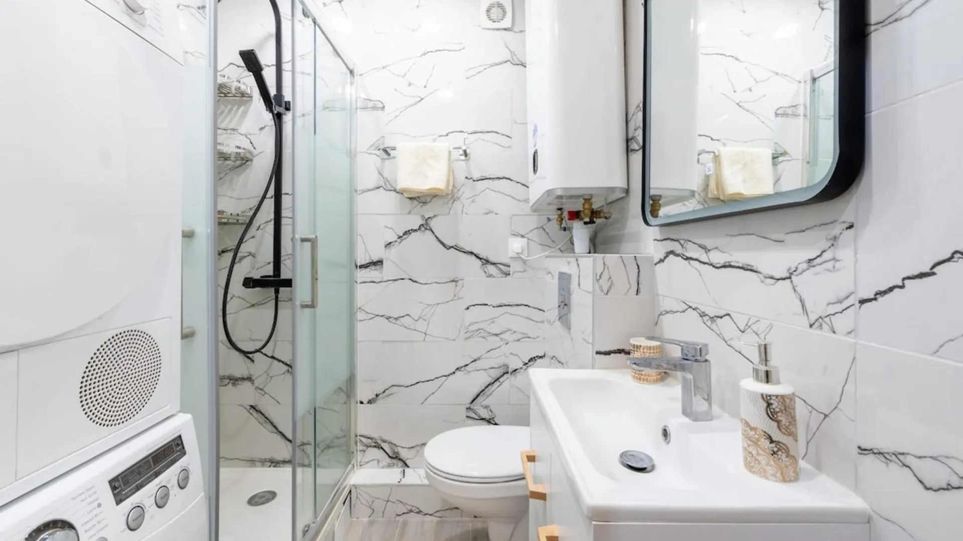 Apartment Stylish Contemporary 1bd Apartmentmenilmontant Paris