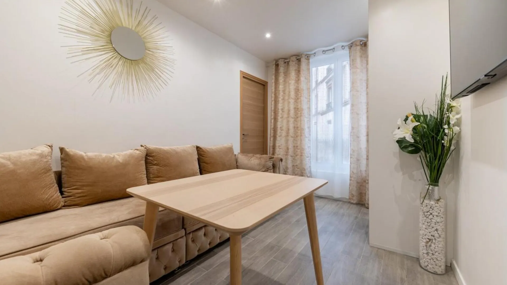 Stylish Contemporary 1bd Apartmentmenilmontant