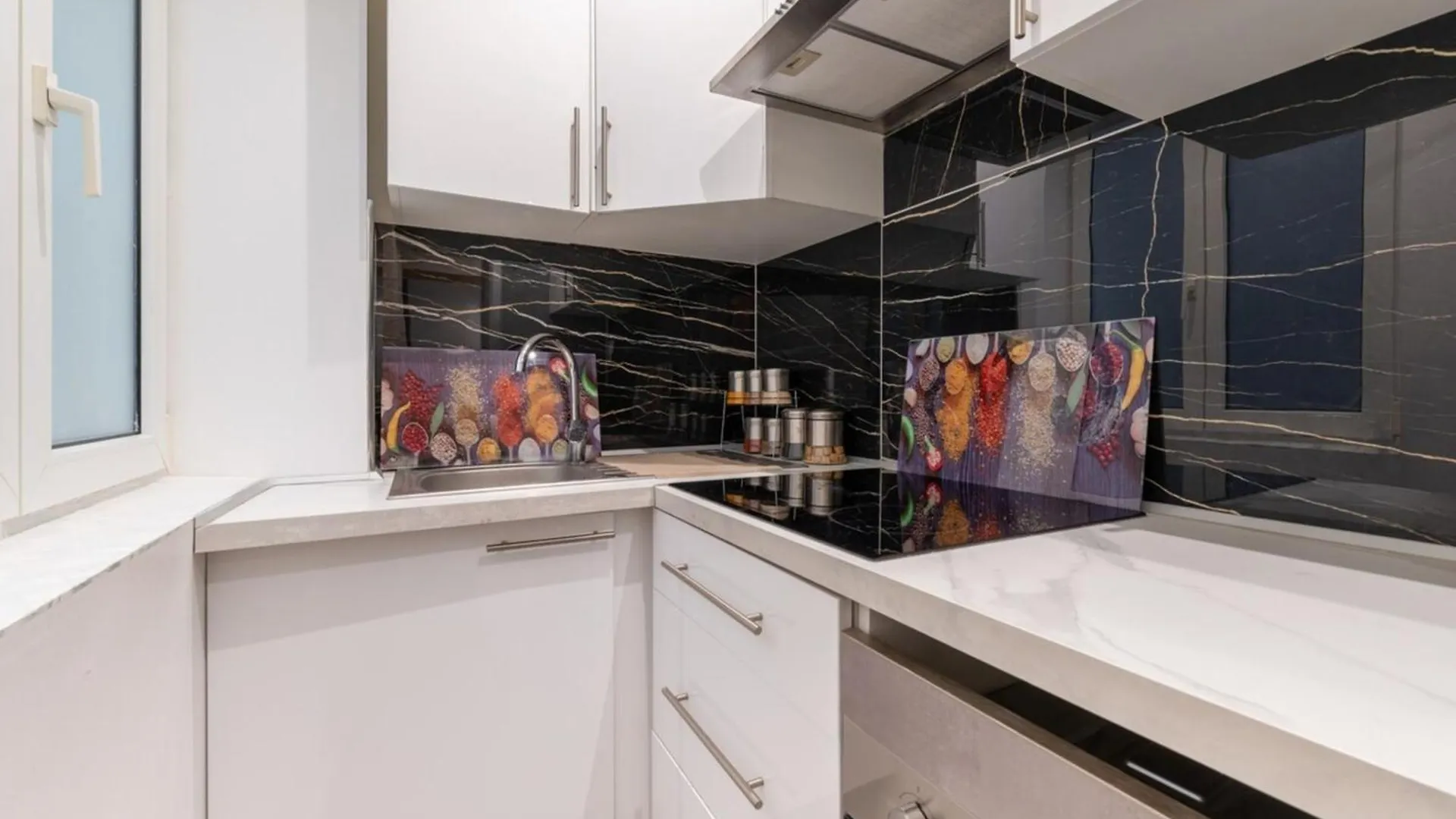 Stylish Contemporary 1bd Apartmentmenilmontant *