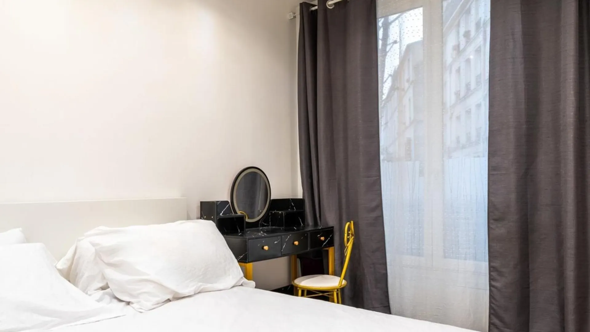 Stylish Contemporary 1bd Apartmentmenilmontant Apartment *