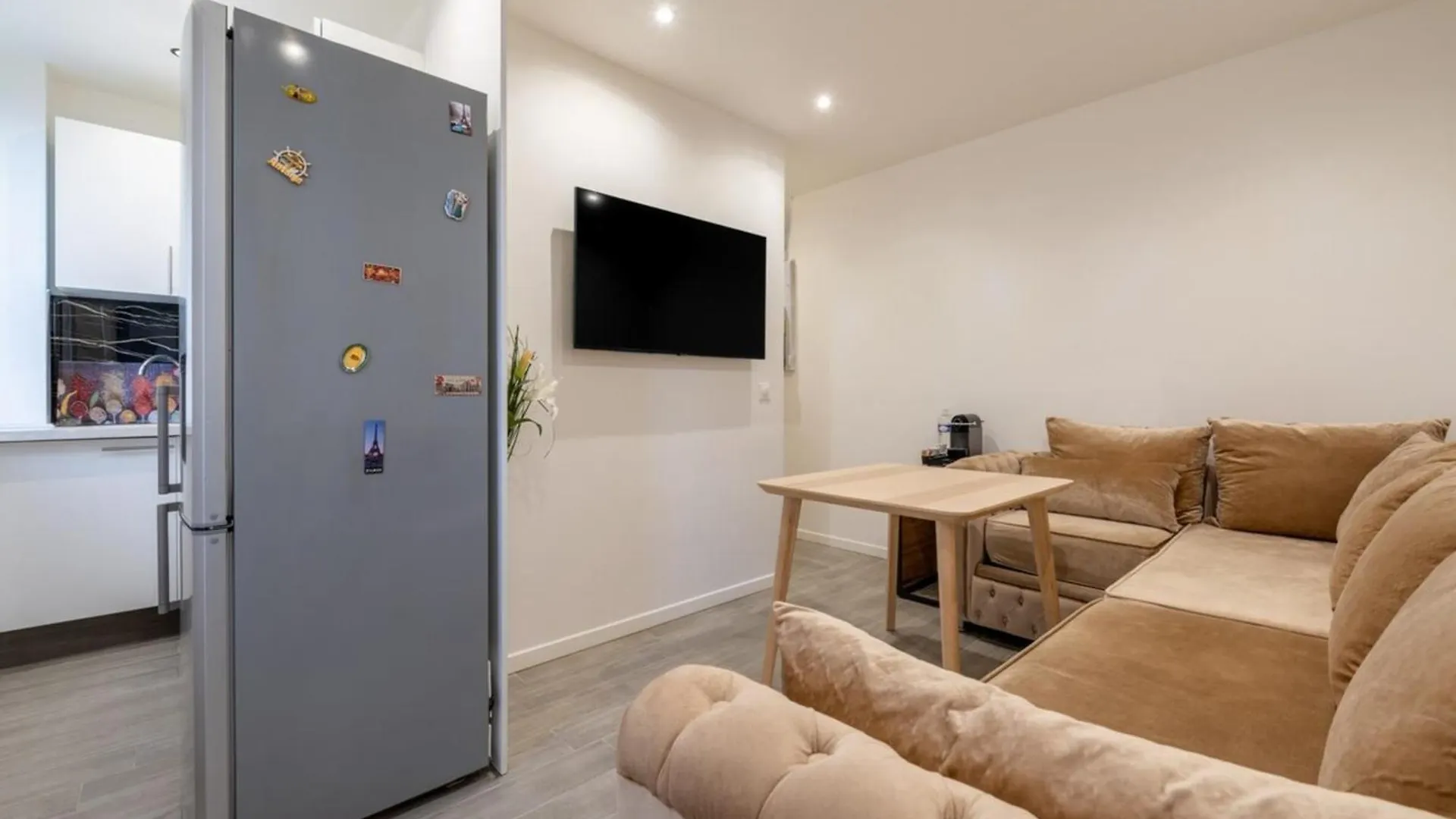 Stylish Contemporary 1bd Apartmentmenilmontant *